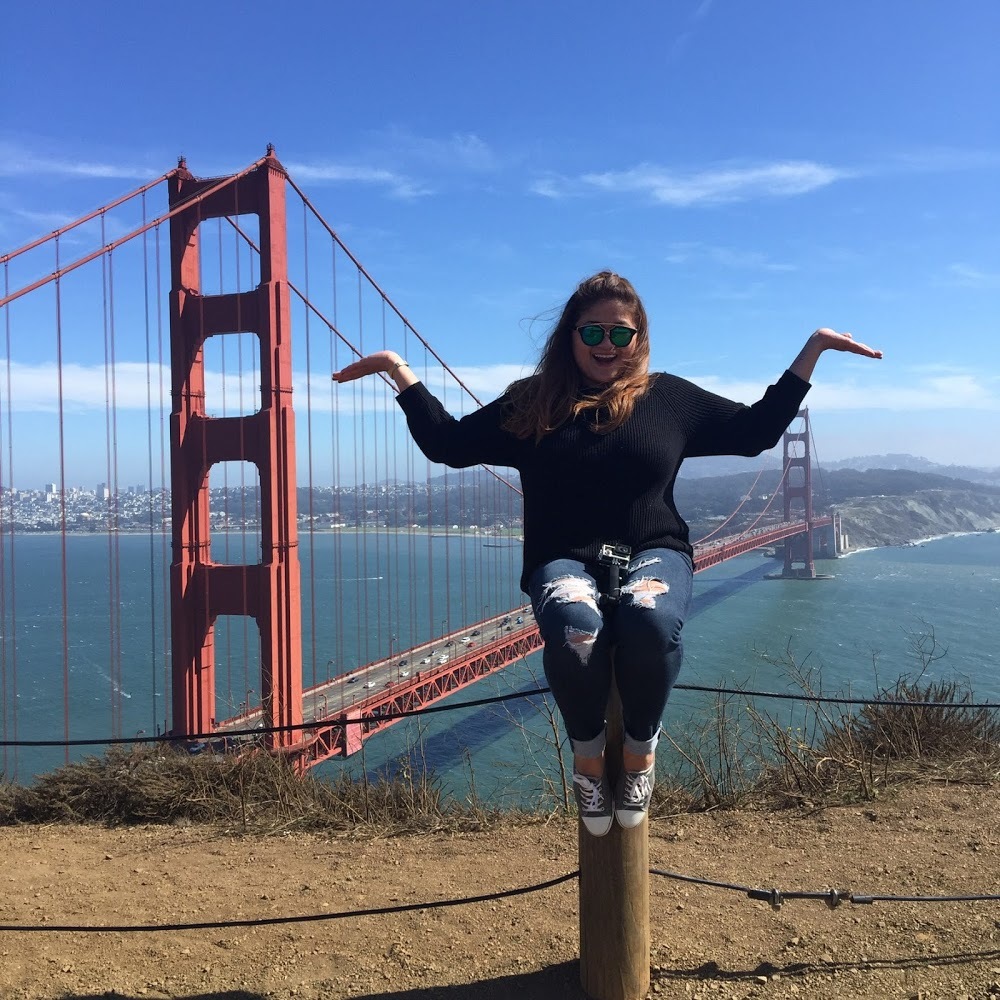 Meet your Posher, Alexia beatriz